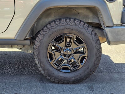 2017 Jeep Wrangler 2-Door Willys Wheeler 4X4 SUV