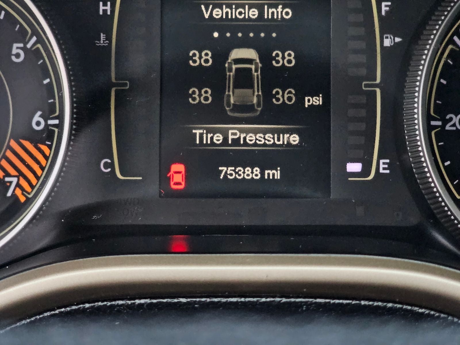 2015 Jeep Cherokee Sport