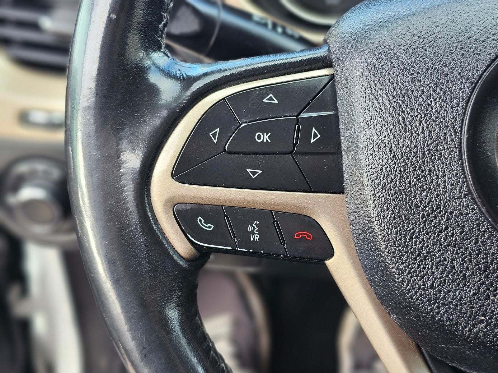 2015 Jeep Cherokee Sport