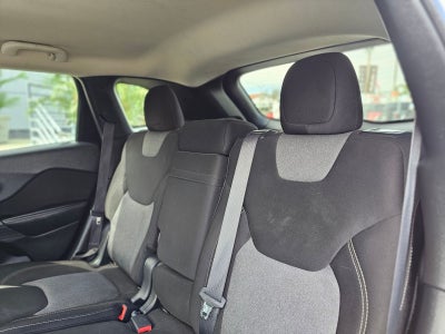 2015 Jeep Cherokee Sport