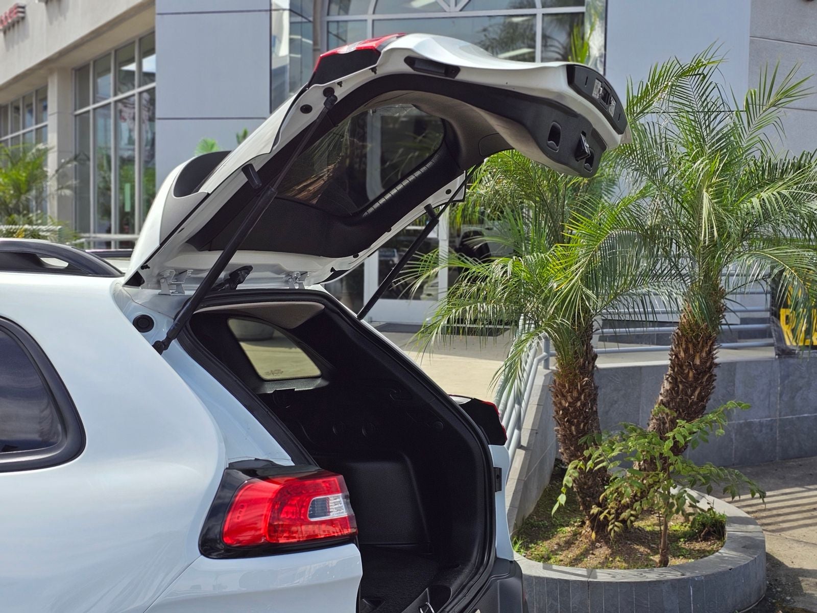 2015 Jeep Cherokee Sport