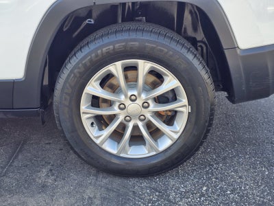 2019 Jeep Cherokee Latitude 4X4 SUV