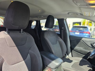 2019 Jeep Cherokee Latitude 4X4 SUV