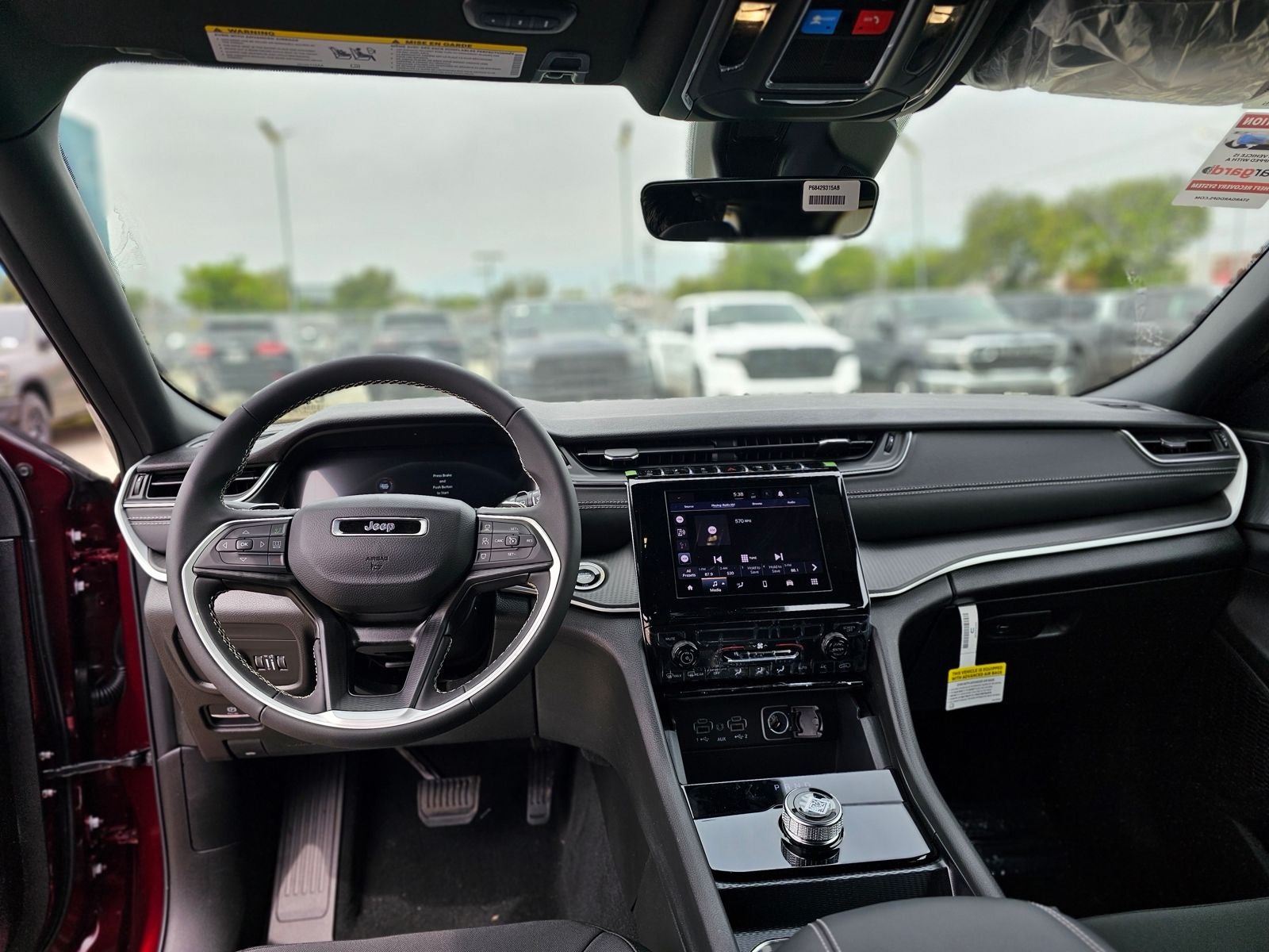 2026 Jeep Grand Cherokee Laredo