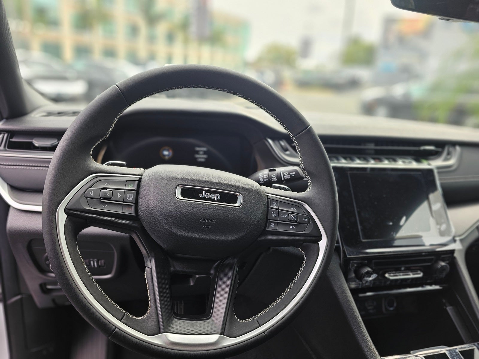 2026 Jeep Grand Cherokee Laredo