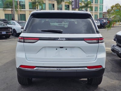 2026 Jeep Grand Cherokee Laredo