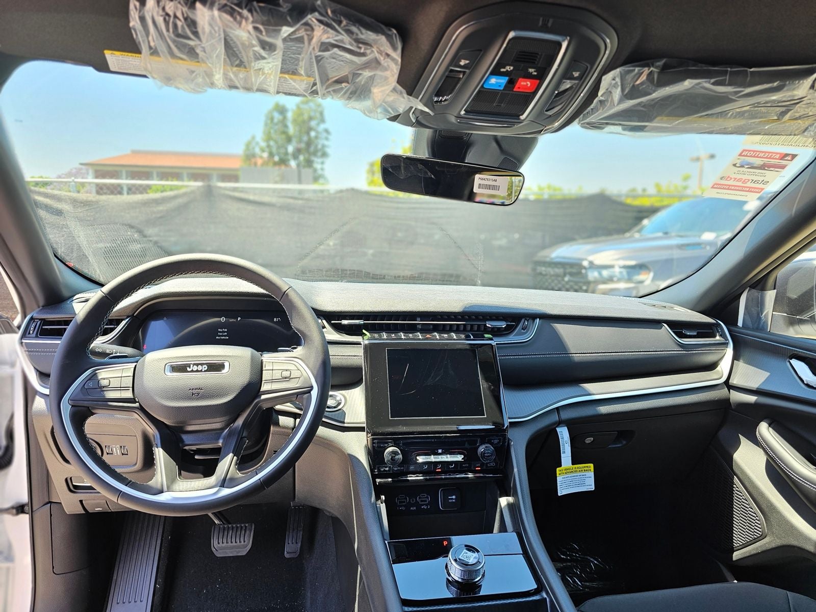 2026 Jeep Grand Cherokee Laredo