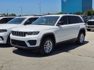 2026 Jeep Grand Cherokee Laredo