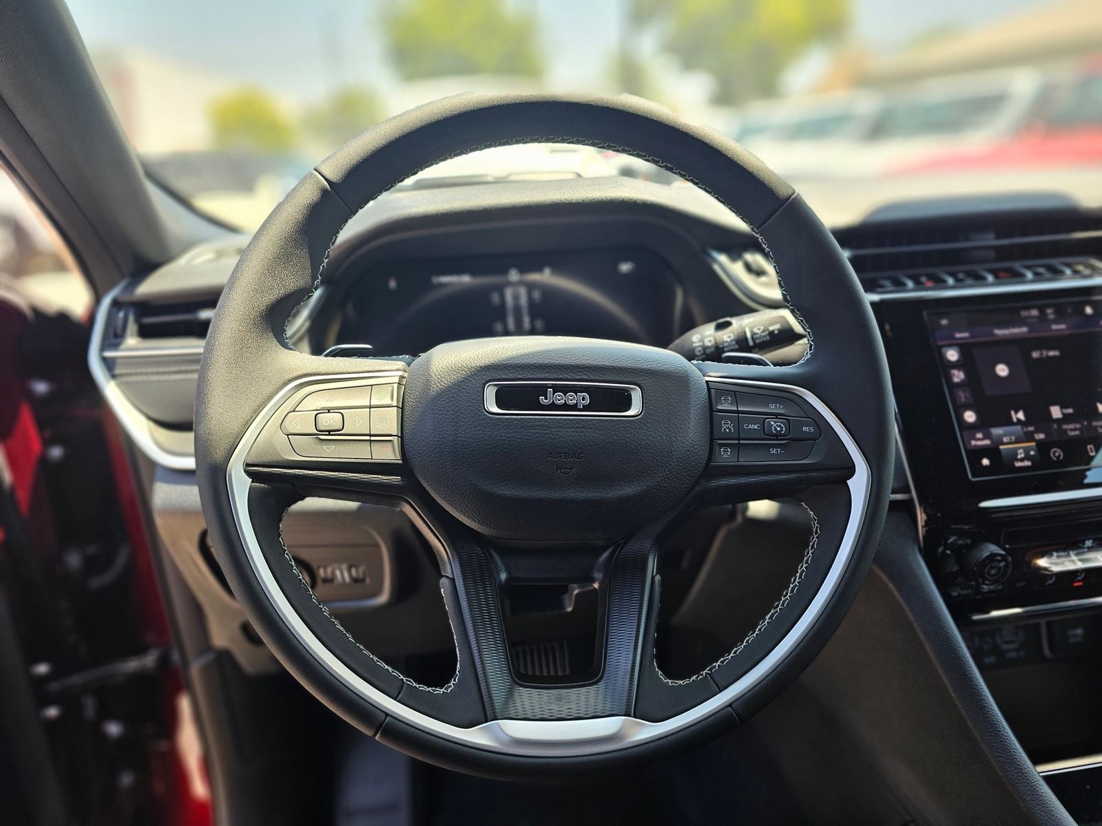 2026 Jeep Grand Cherokee Laredo