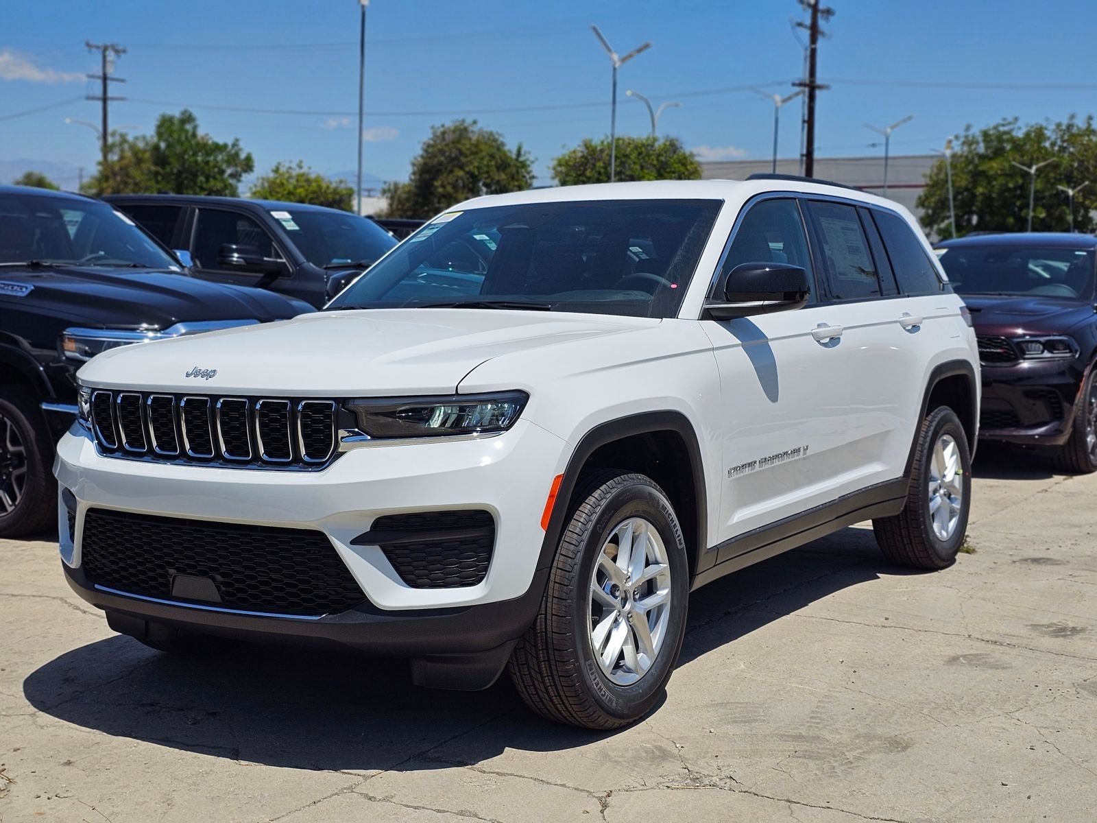 2026 Jeep Grand Cherokee Laredo