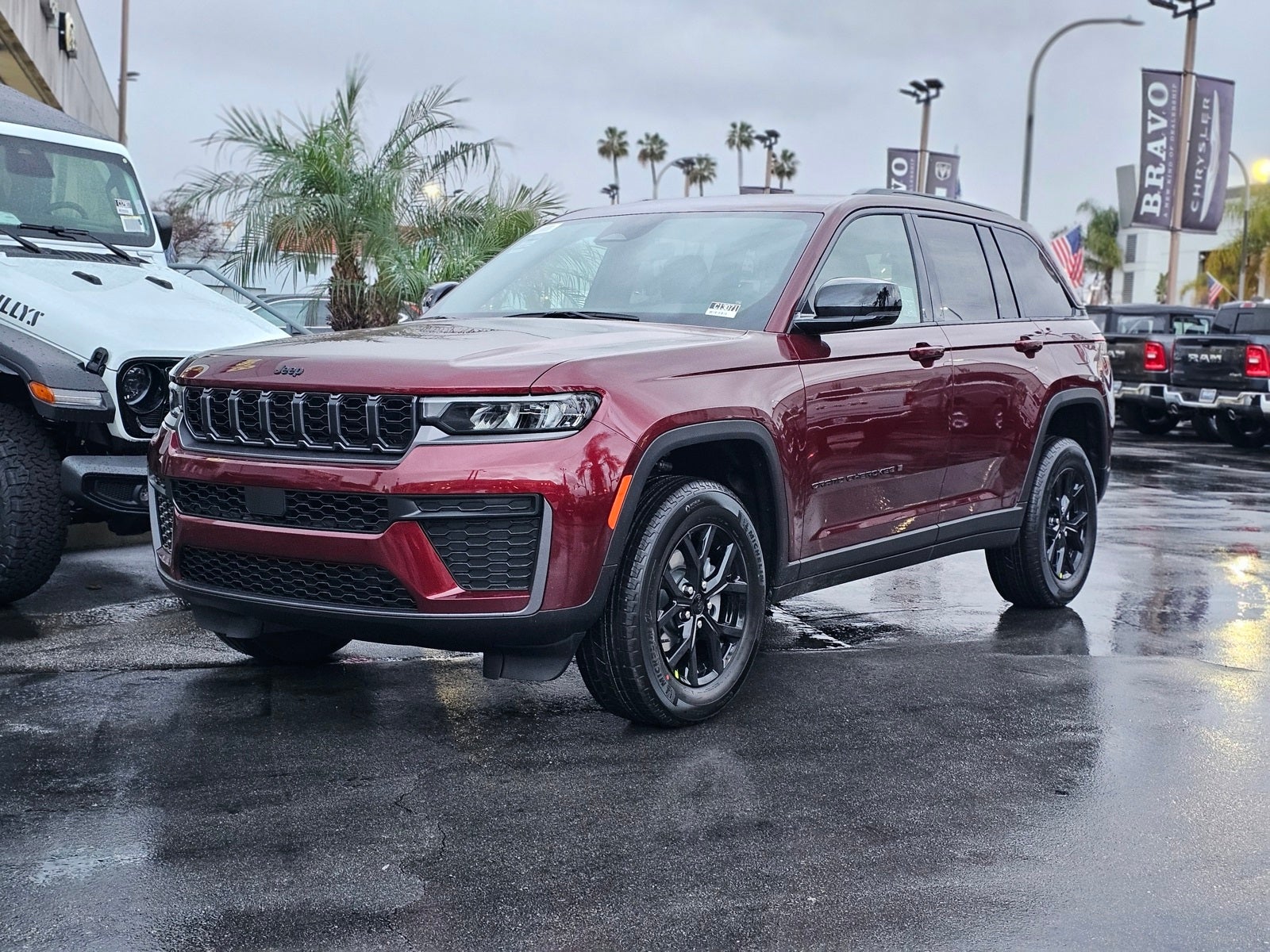 2026 Jeep Grand Cherokee Laredo