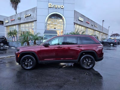 2026 Jeep Grand Cherokee Laredo