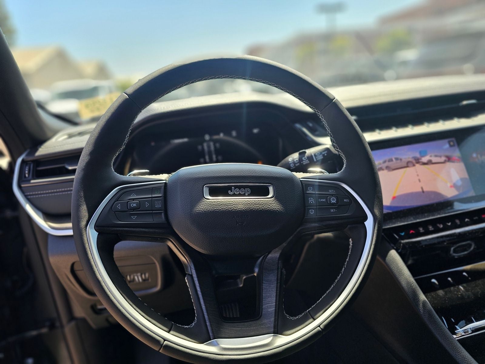 2026 Jeep Grand Cherokee Laredo Altitude