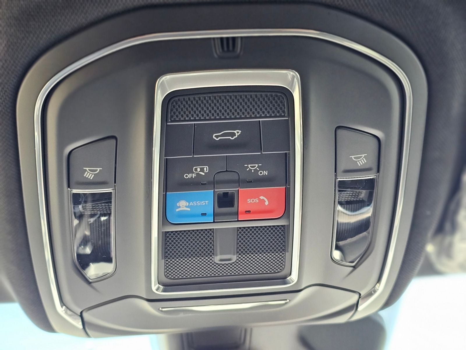 2026 Jeep Grand Cherokee Altitude