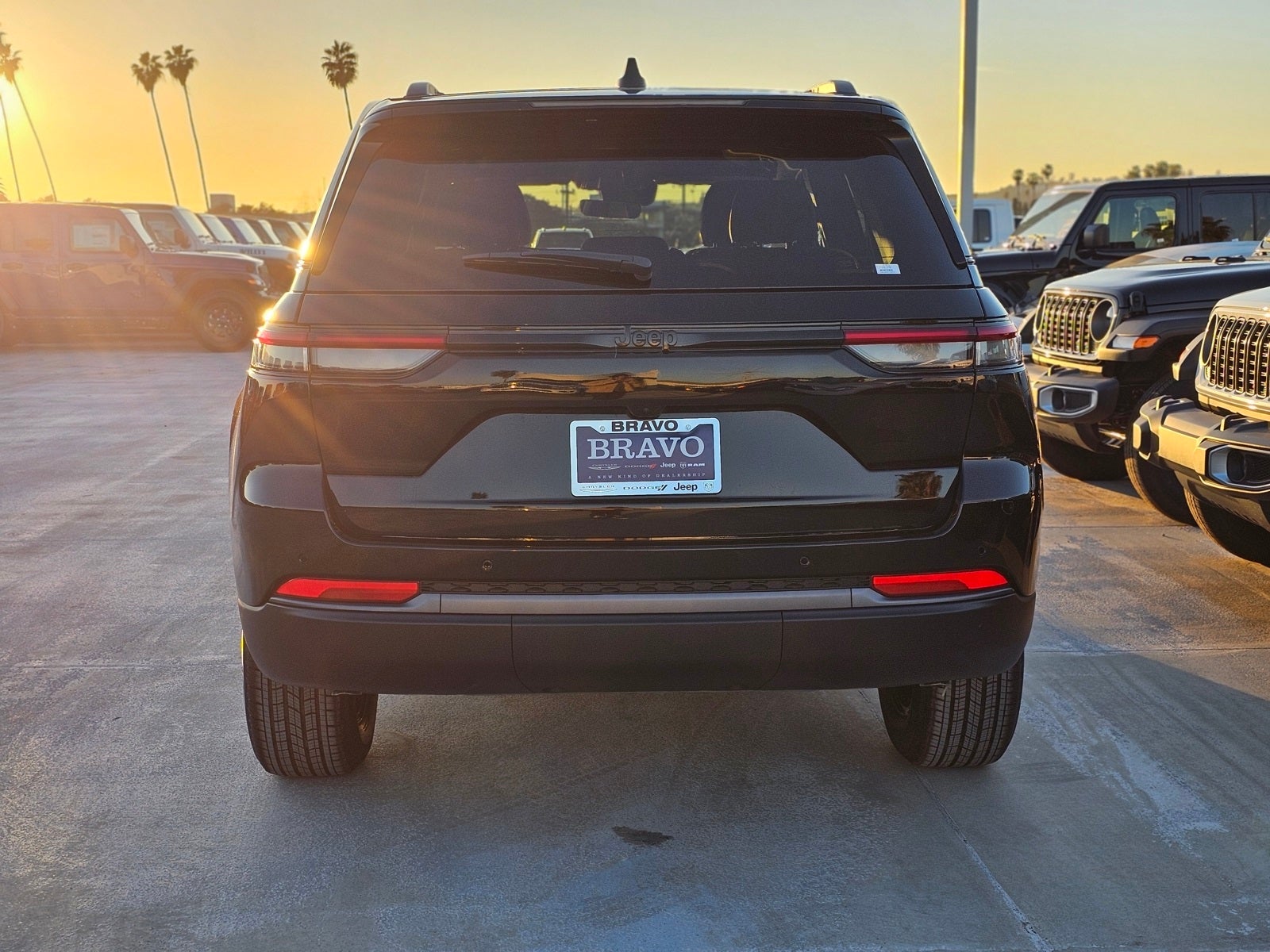 2026 Jeep Grand Cherokee Laredo