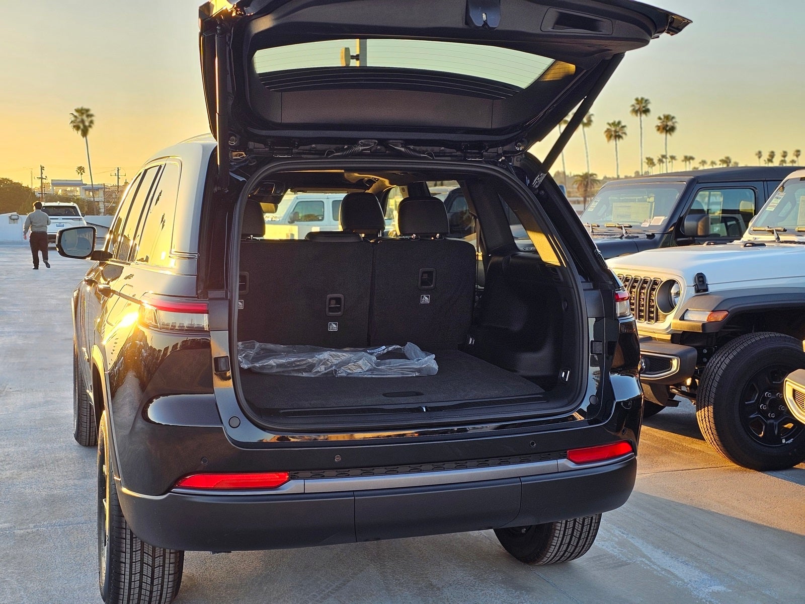 2026 Jeep Grand Cherokee Laredo