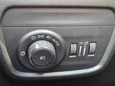 2027 Jeep Grand Cherokee Limited 2 ROW SUV