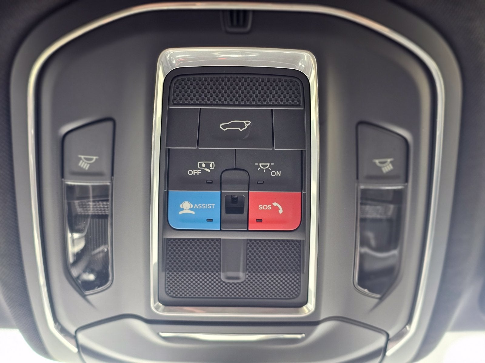 2027 Jeep Grand Cherokee Limited 2 ROW SUV