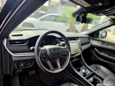 2027 Jeep Grand Cherokee Limited 2 ROW SUV