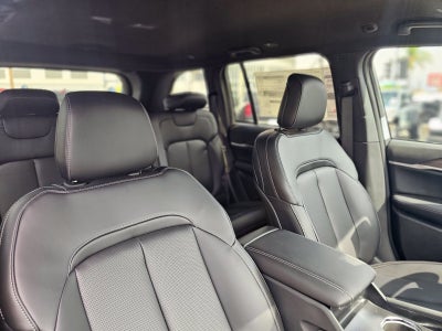 2027 Jeep Grand Cherokee Limited 2 ROW SUV
