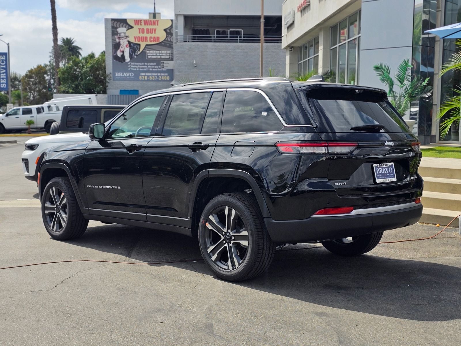 2027 Jeep Grand Cherokee Limited 2 ROW SUV