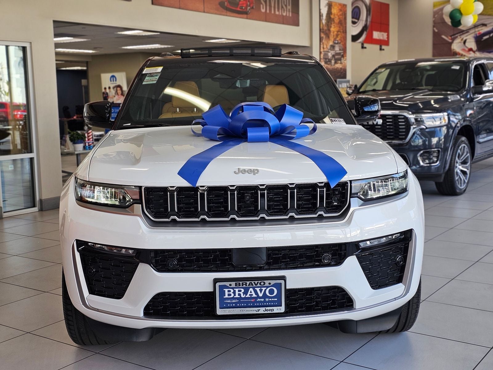 2026 Jeep Grand Cherokee Summit