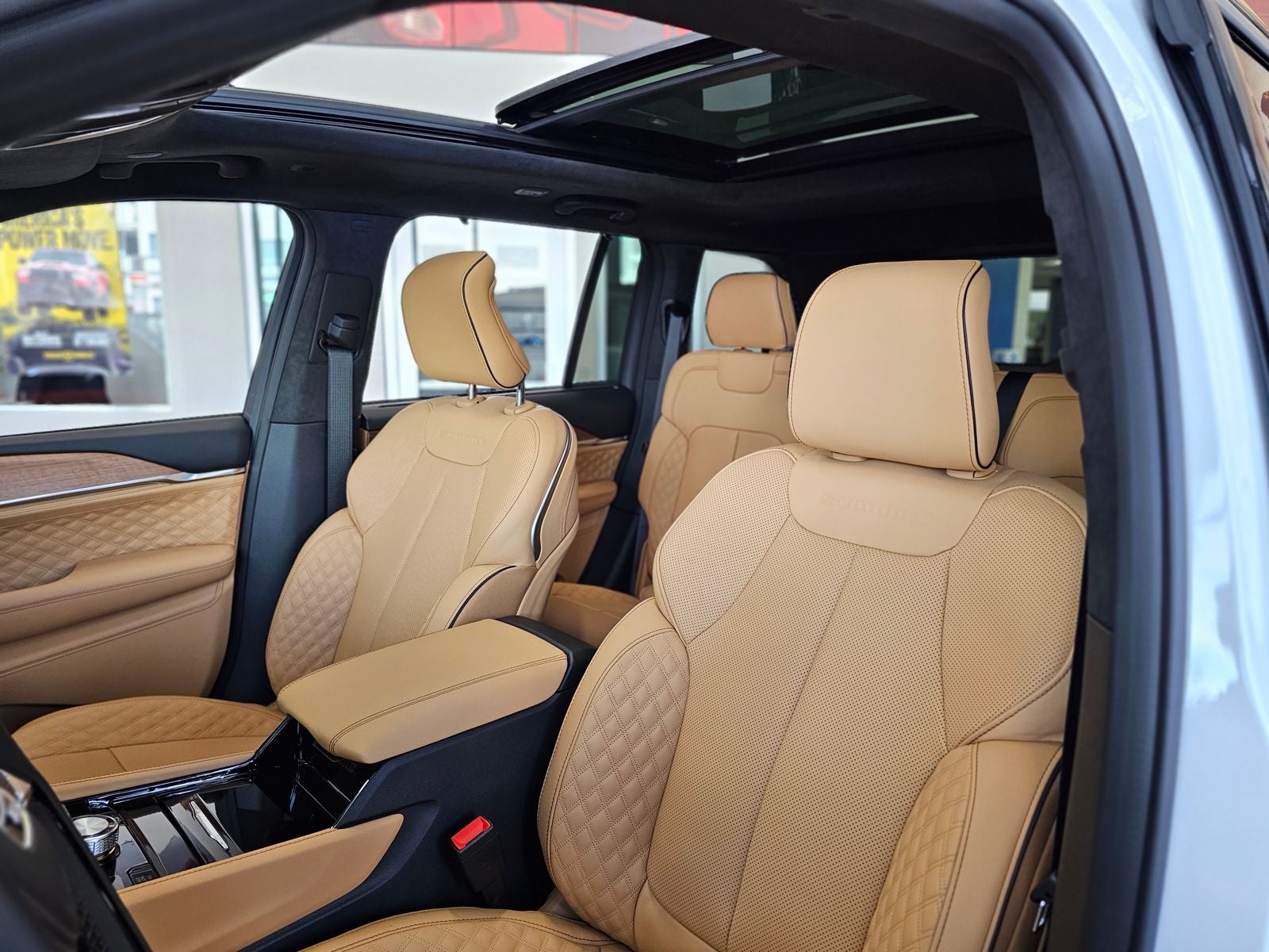 2026 Jeep Grand Cherokee Summit