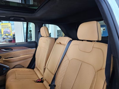 2026 Jeep Grand Cherokee Summit