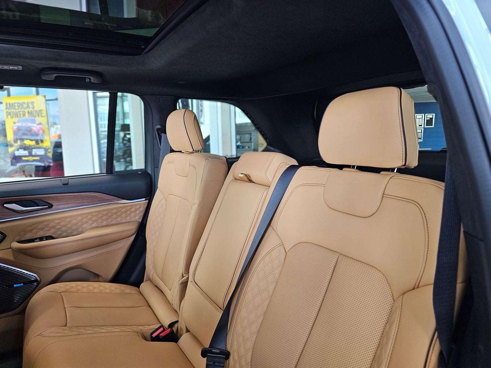 2026 Jeep Grand Cherokee Summit