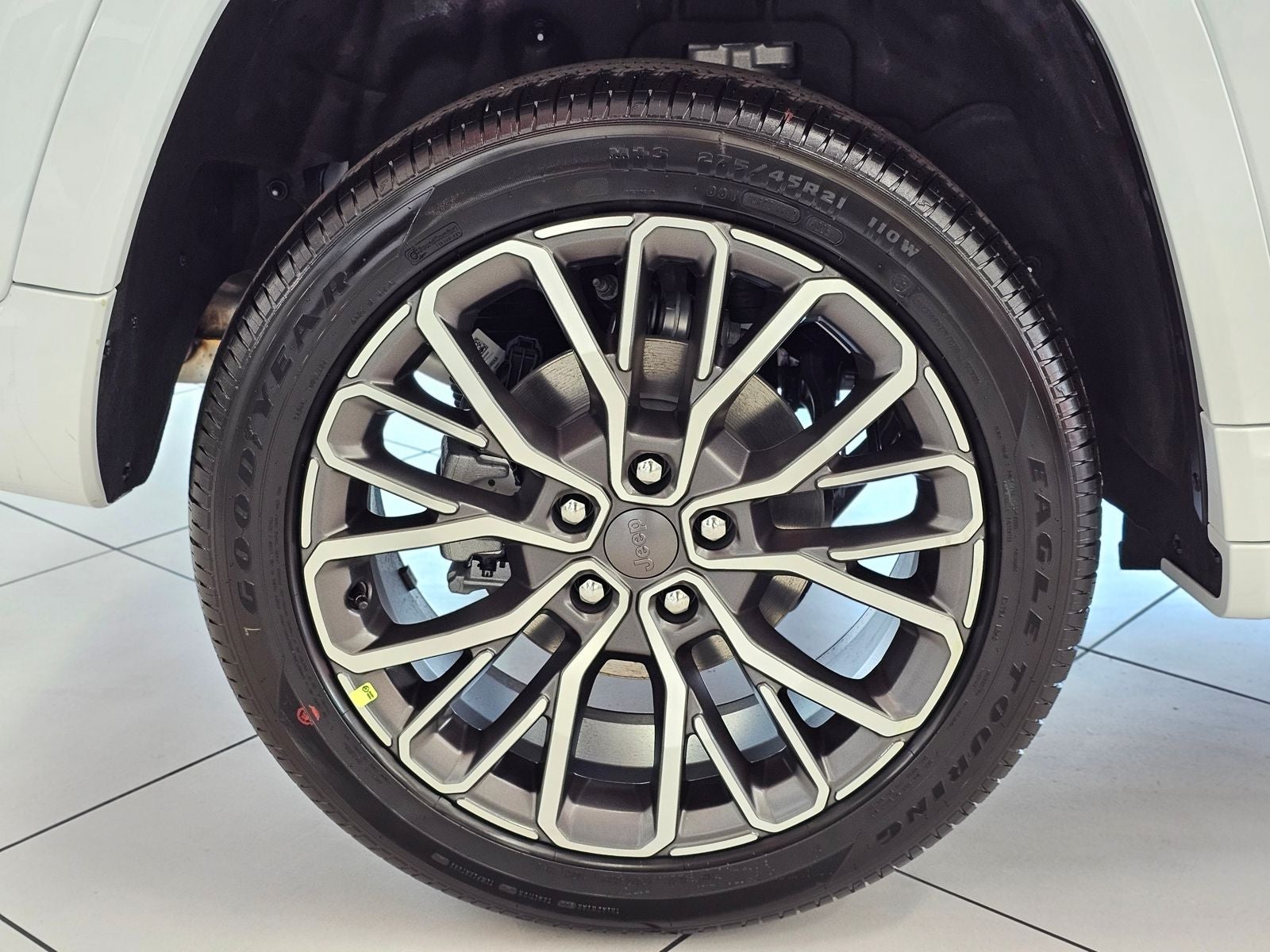 2026 Jeep Grand Cherokee Summit