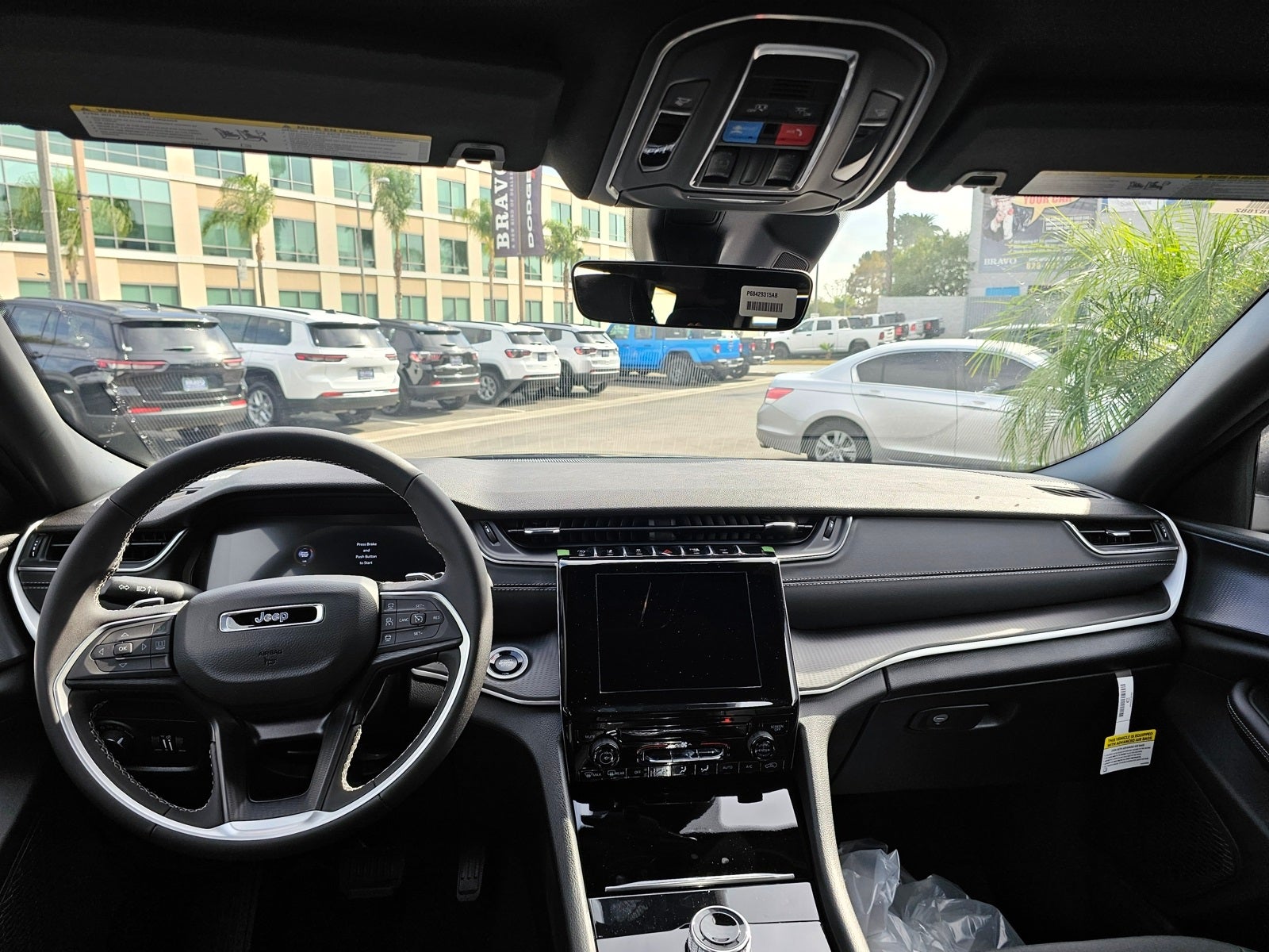 2025 Jeep Grand Cherokee L Laredo