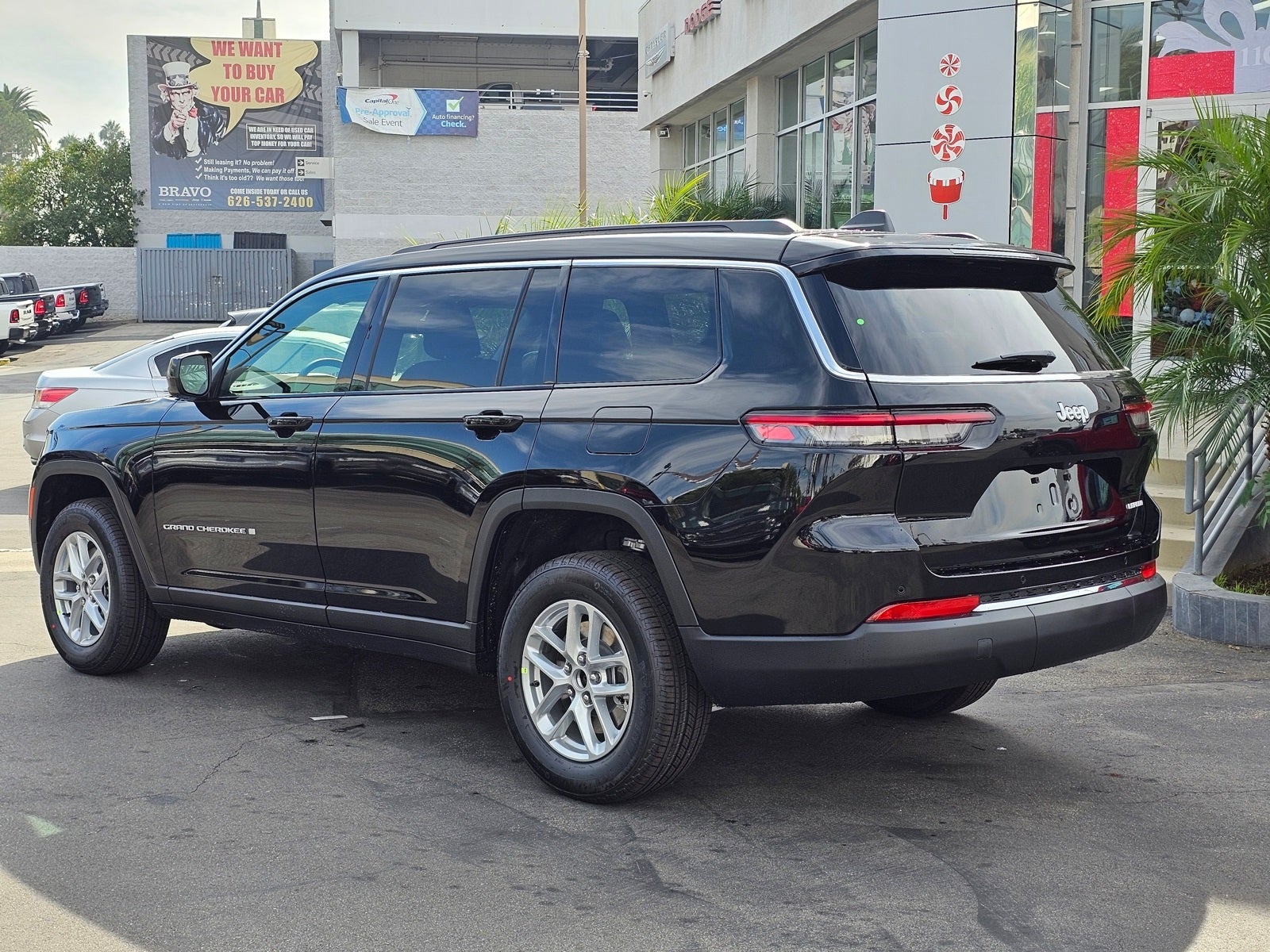 2025 Jeep Grand Cherokee L Laredo