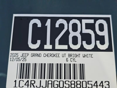 2025 Jeep Grand Cherokee L Laredo