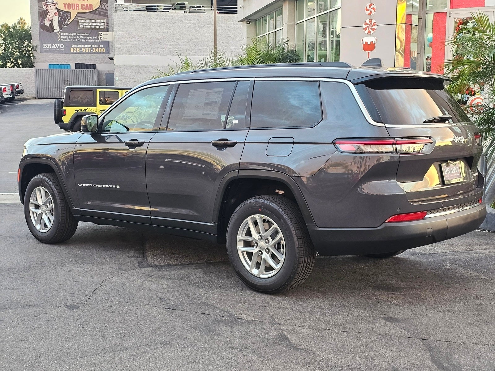 2025 Jeep Grand Cherokee L Laredo