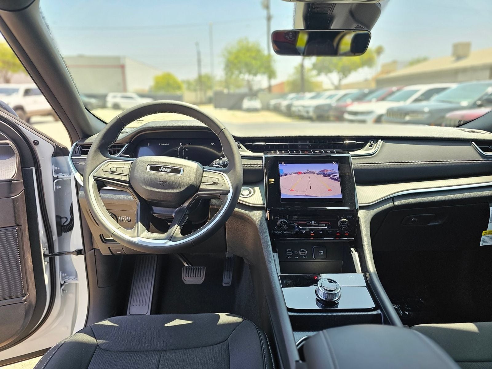2026 Jeep Grand Cherokee L Laredo