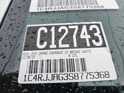 2025 Jeep Grand Cherokee L Laredo