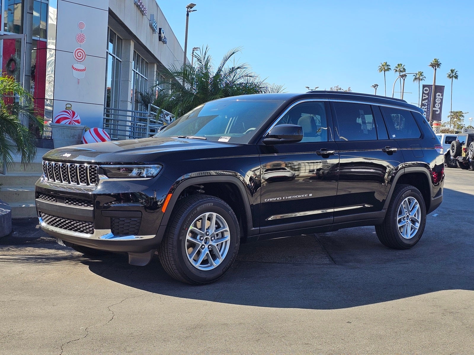 2025 Jeep Grand Cherokee L Laredo