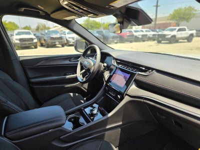 2026 Jeep Grand Cherokee L Laredo