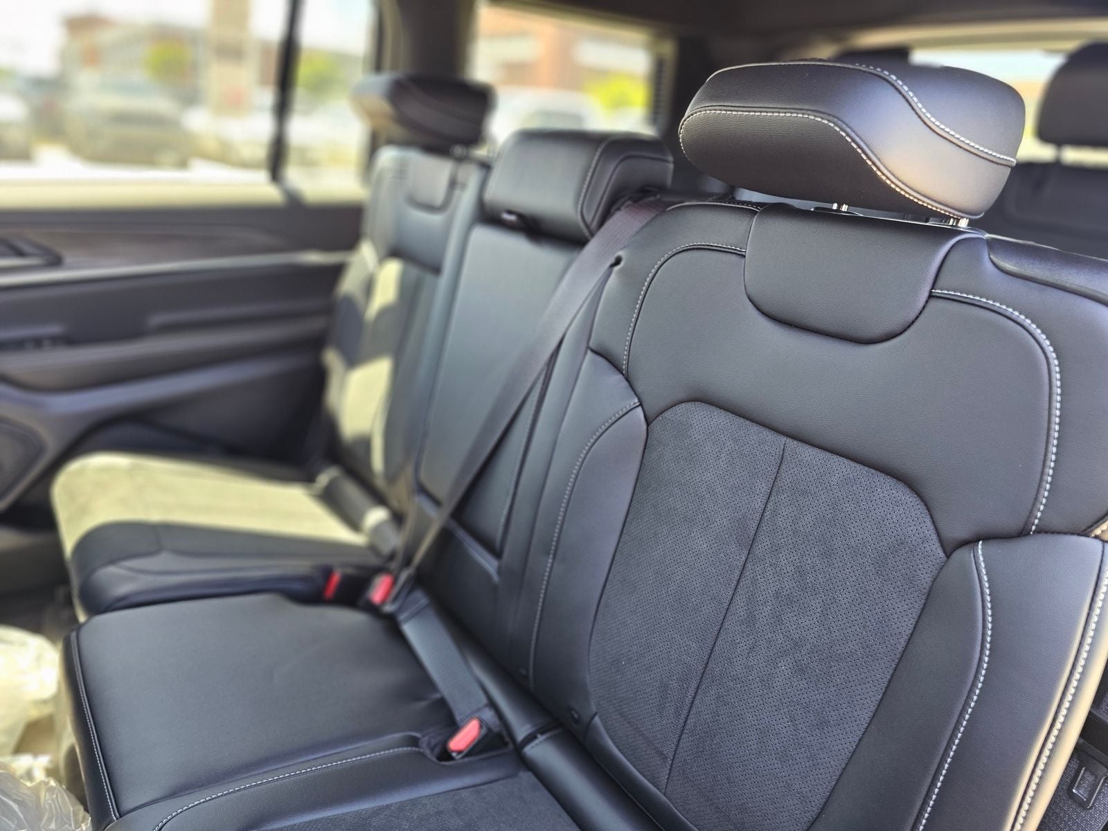 2026 Jeep Grand Cherokee L Laredo