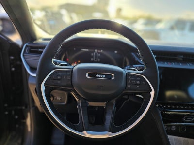 2026 Jeep Grand Cherokee L Laredo