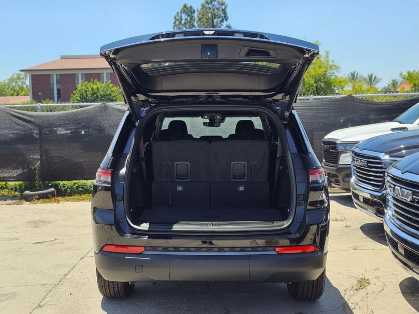 2026 Jeep Grand Cherokee L Altitude