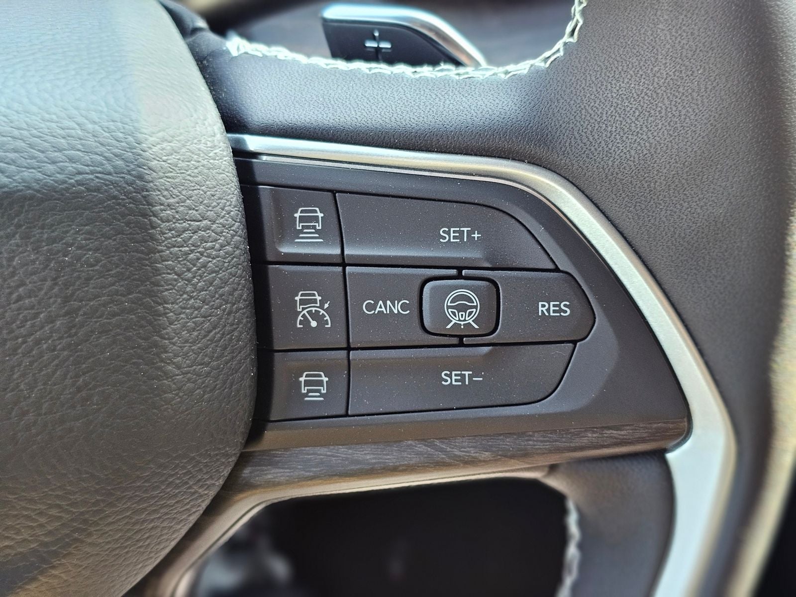 2026 Jeep Grand Cherokee L Laredo