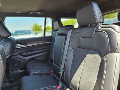 2026 Jeep Grand Cherokee L Laredo