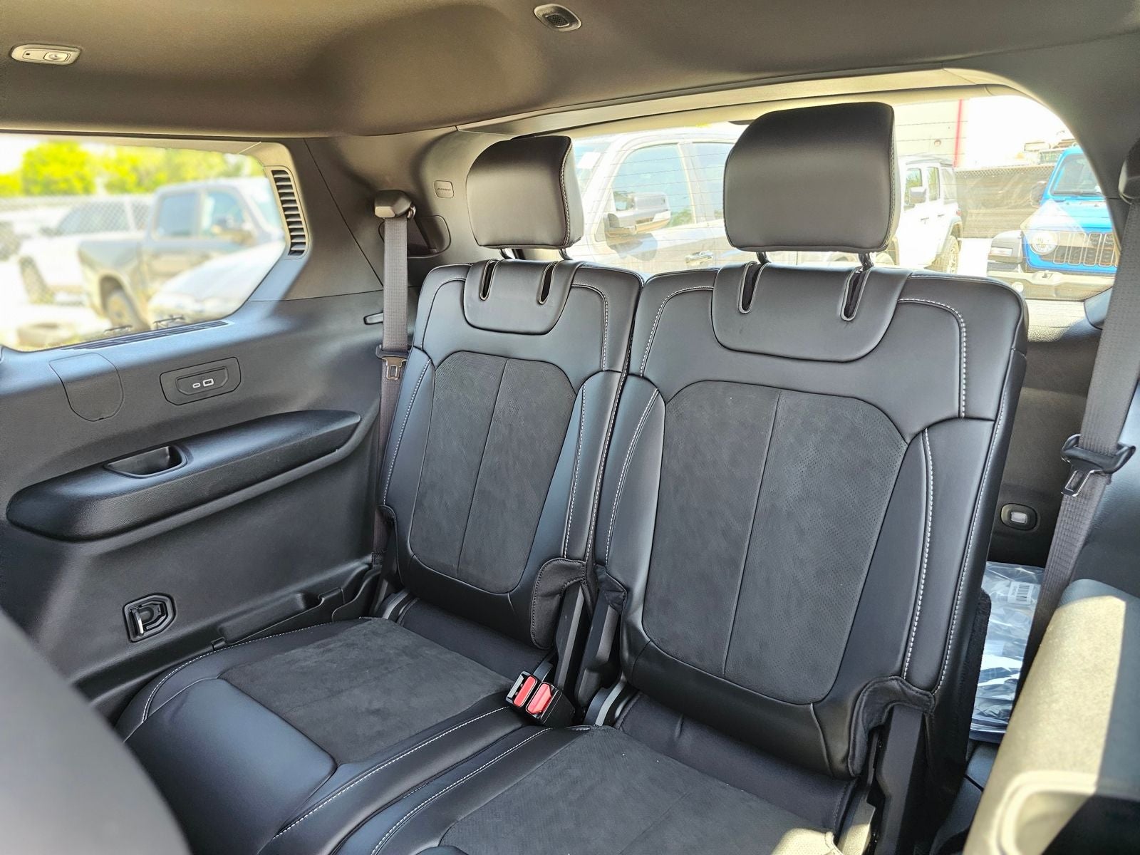2026 Jeep Grand Cherokee L Laredo