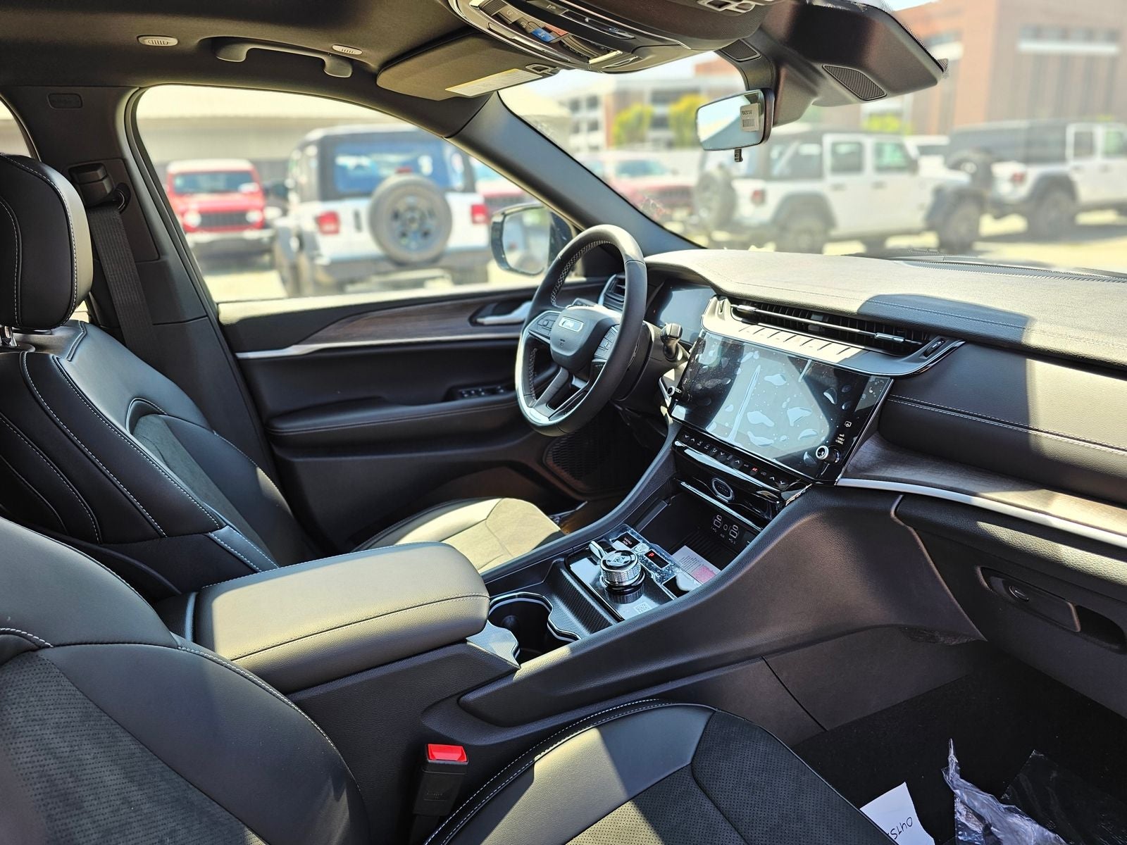 2026 Jeep Grand Cherokee L Laredo