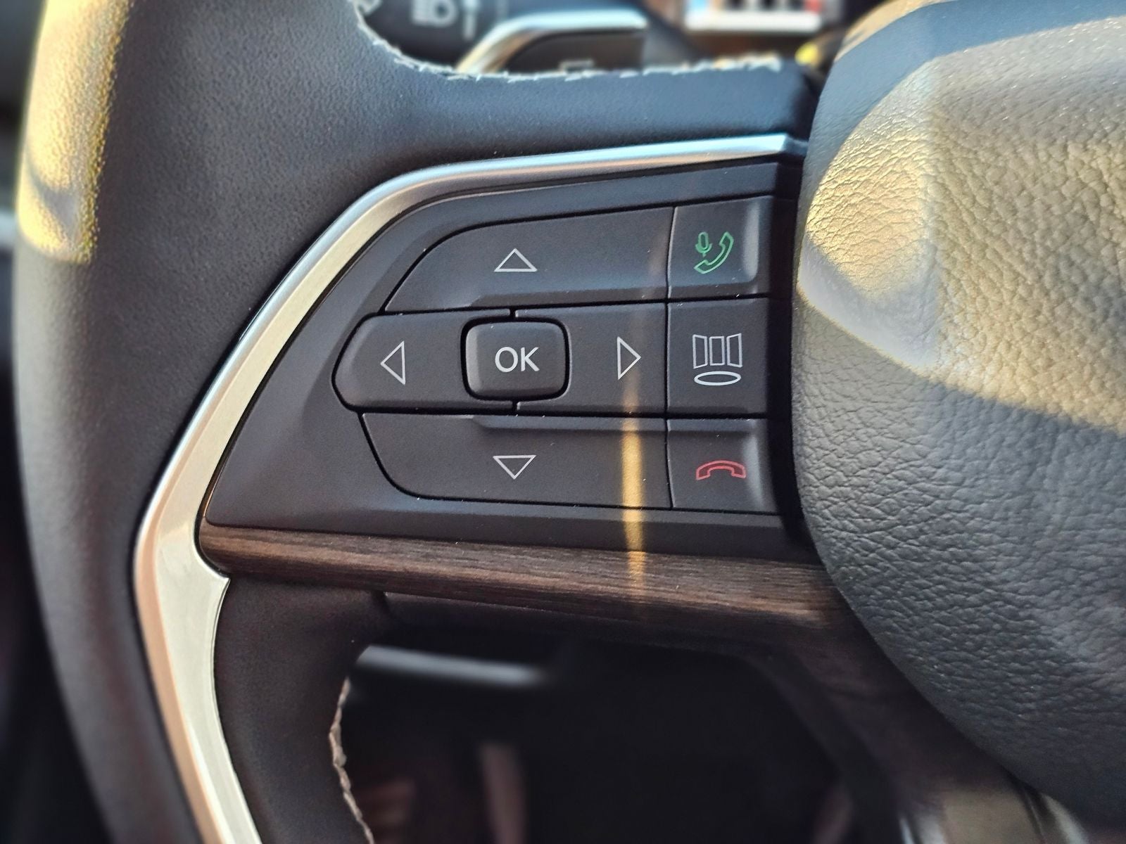 2026 Jeep Grand Cherokee L Laredo