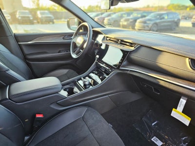 2026 Jeep Grand Cherokee L Laredo