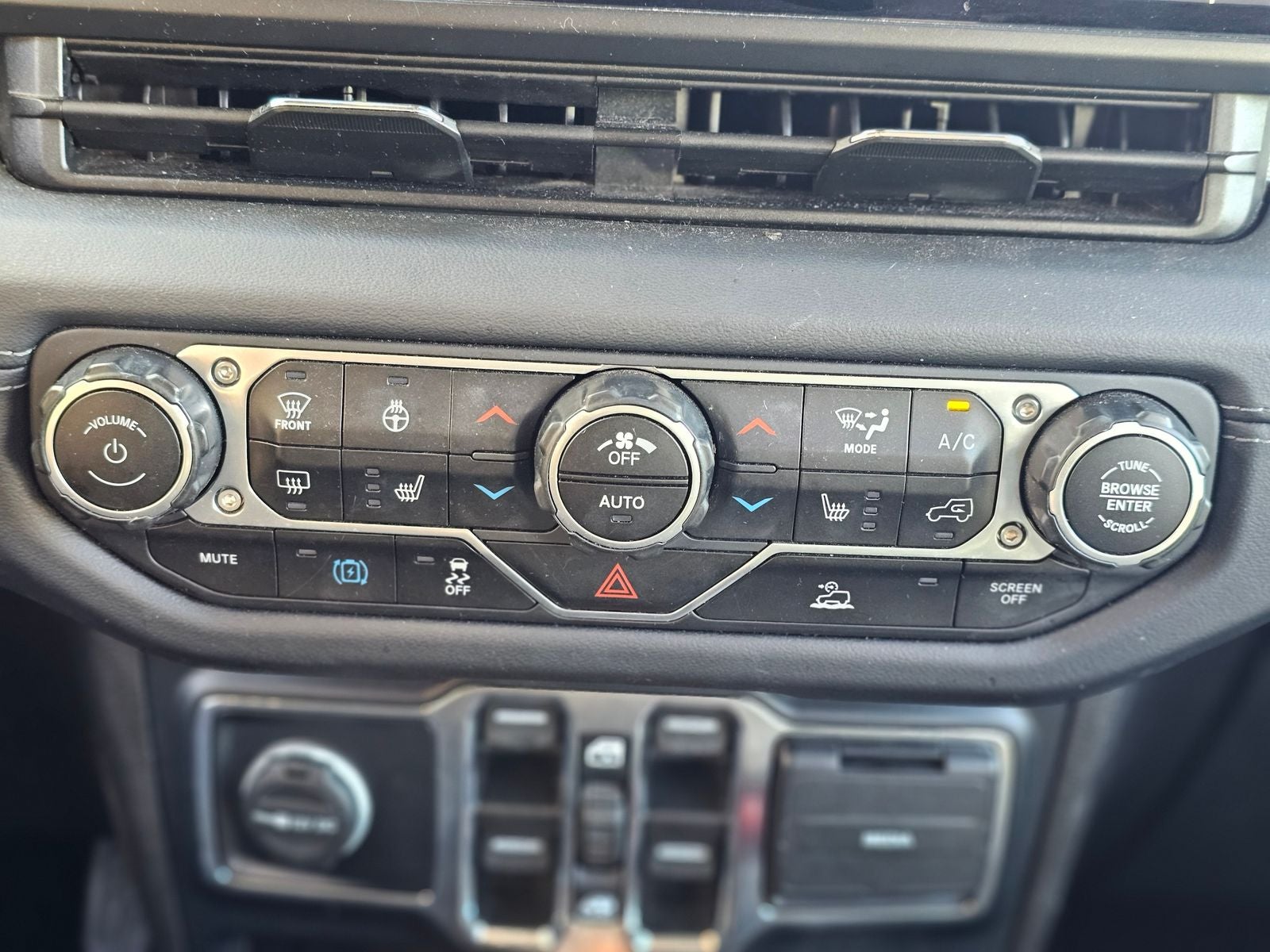 2024 Jeep Wrangler 4-Door Sahara 4xe 4X4 SUV