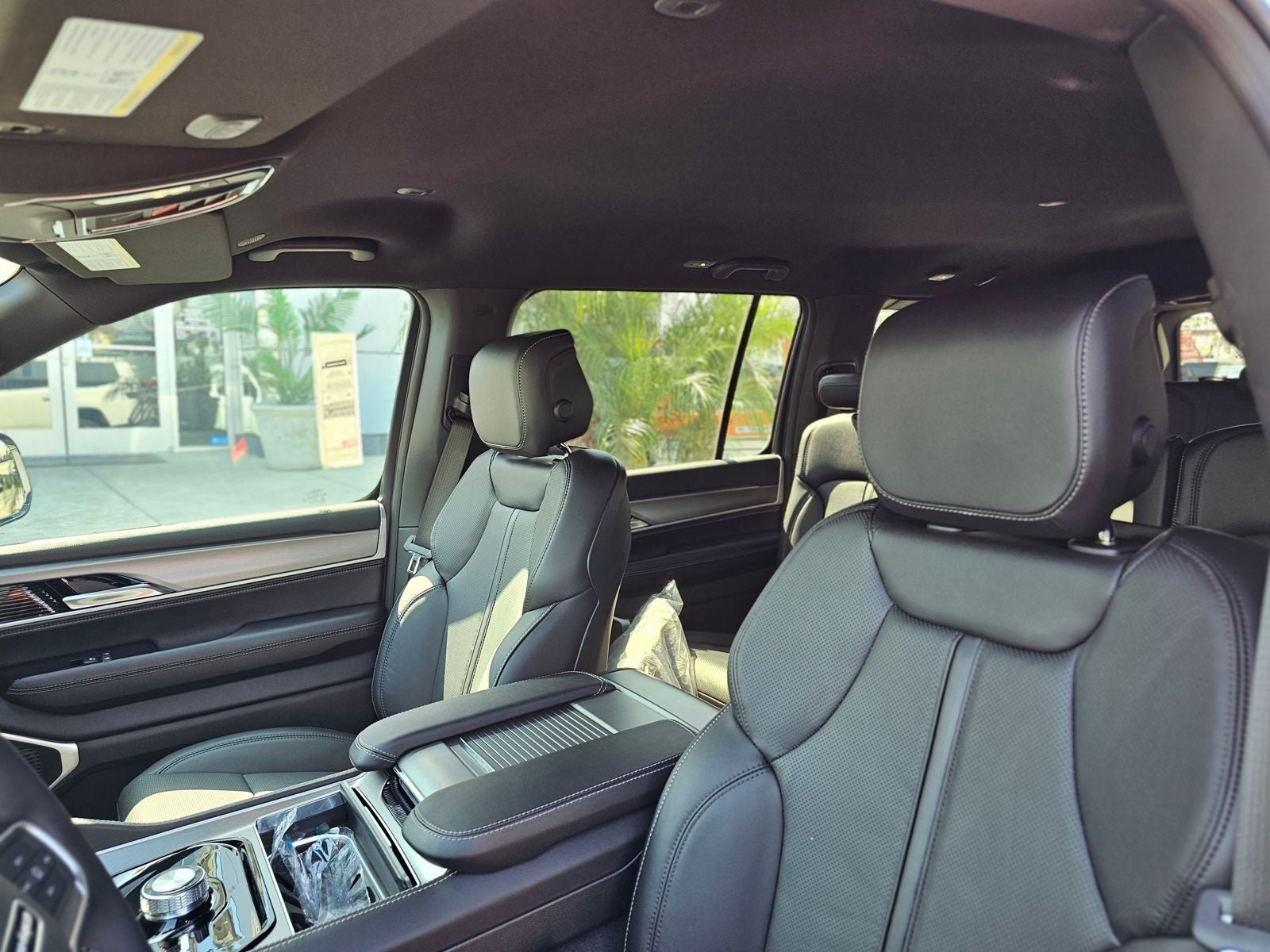 2026 Jeep Grand Wagoneer Base