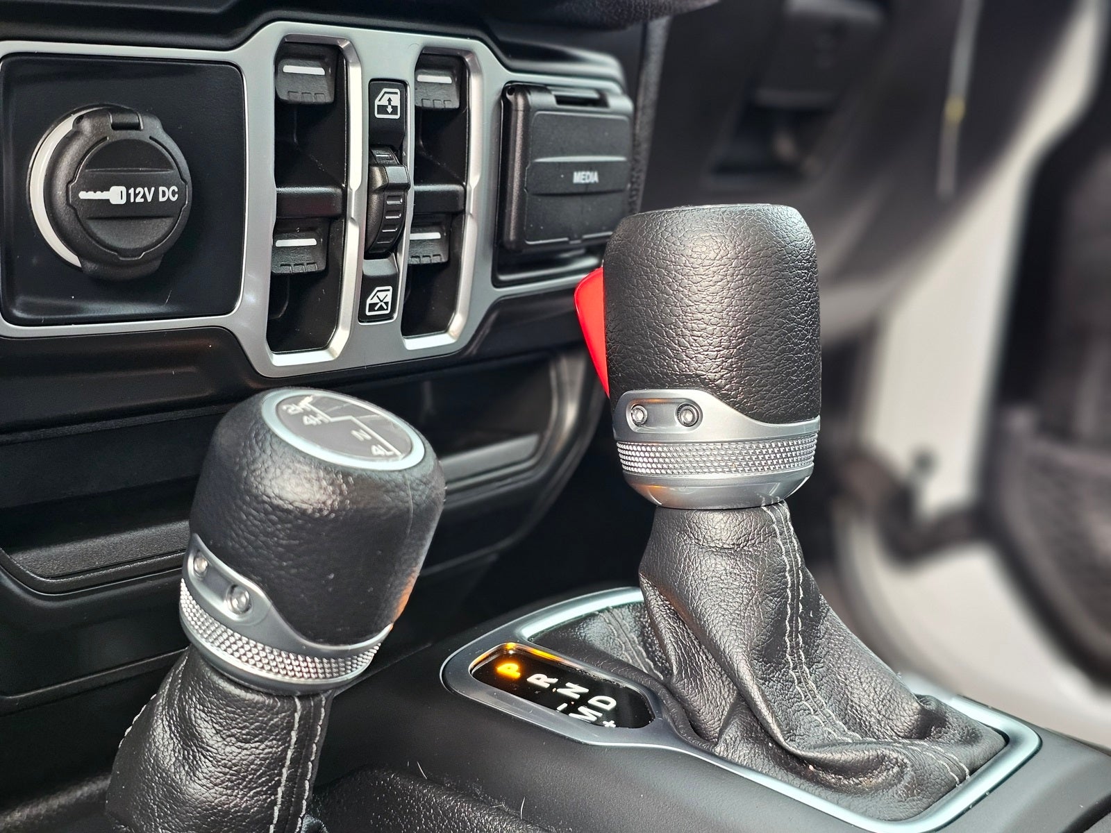 2025 Jeep Gladiator Nighthawk